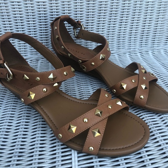 Coach Studded Tan Sandal. Size 7. Gold accents. - Picture 2 of 12